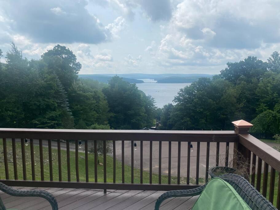 Primo Vista! Spectacular Views, Dock Slip, Hot Tub Villa McHenry Exterior photo
