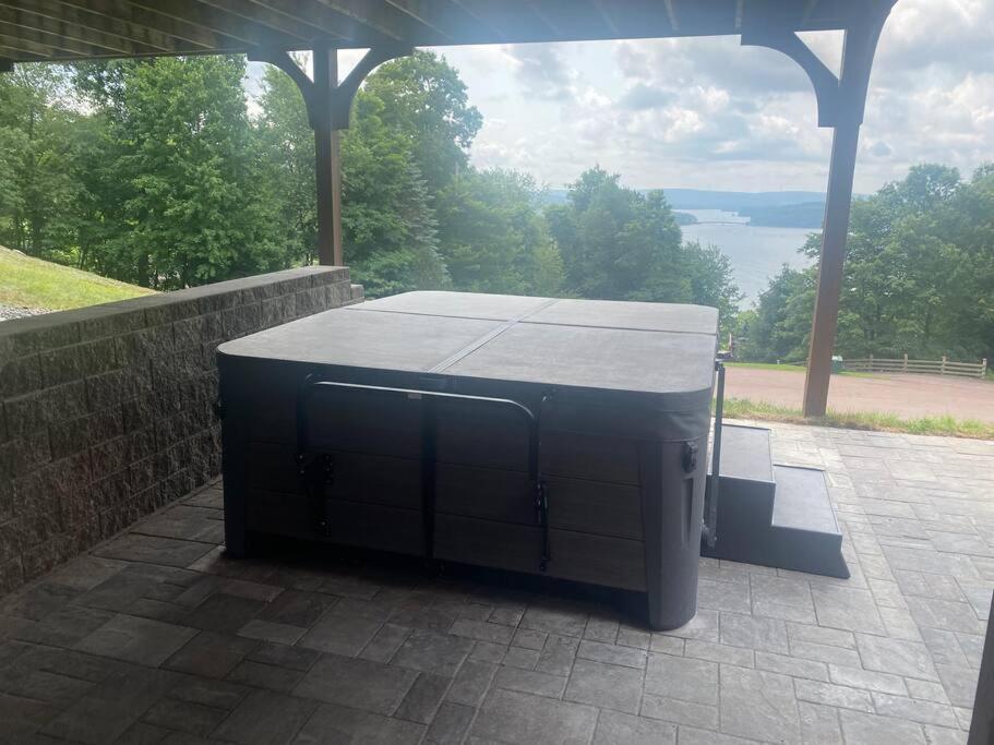Primo Vista! Spectacular Views, Dock Slip, Hot Tub Villa McHenry Exterior photo